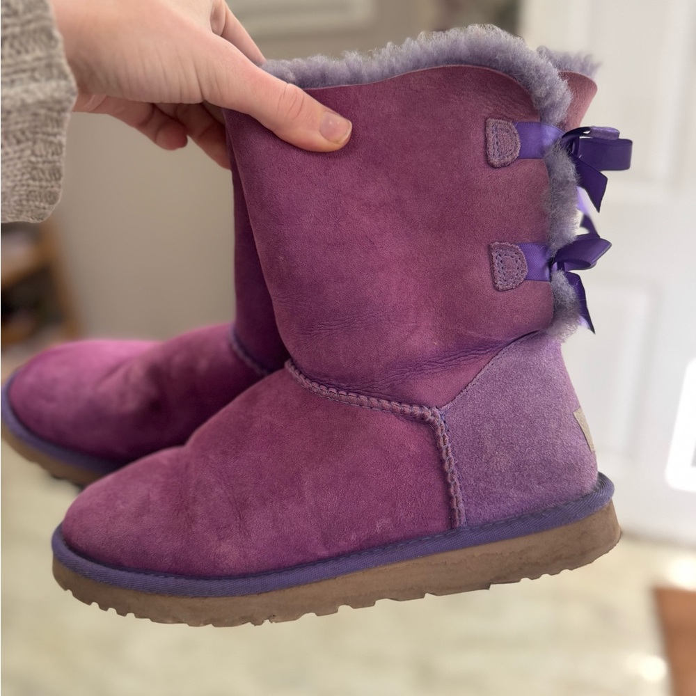 UGG Bailey Bow Boots Purple Twinface Sheepskin Size 8 Classic